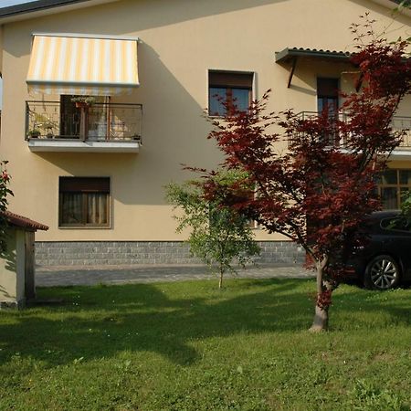 B&B Villa Carolina Vaprio dʼAdda Dış mekan fotoğraf