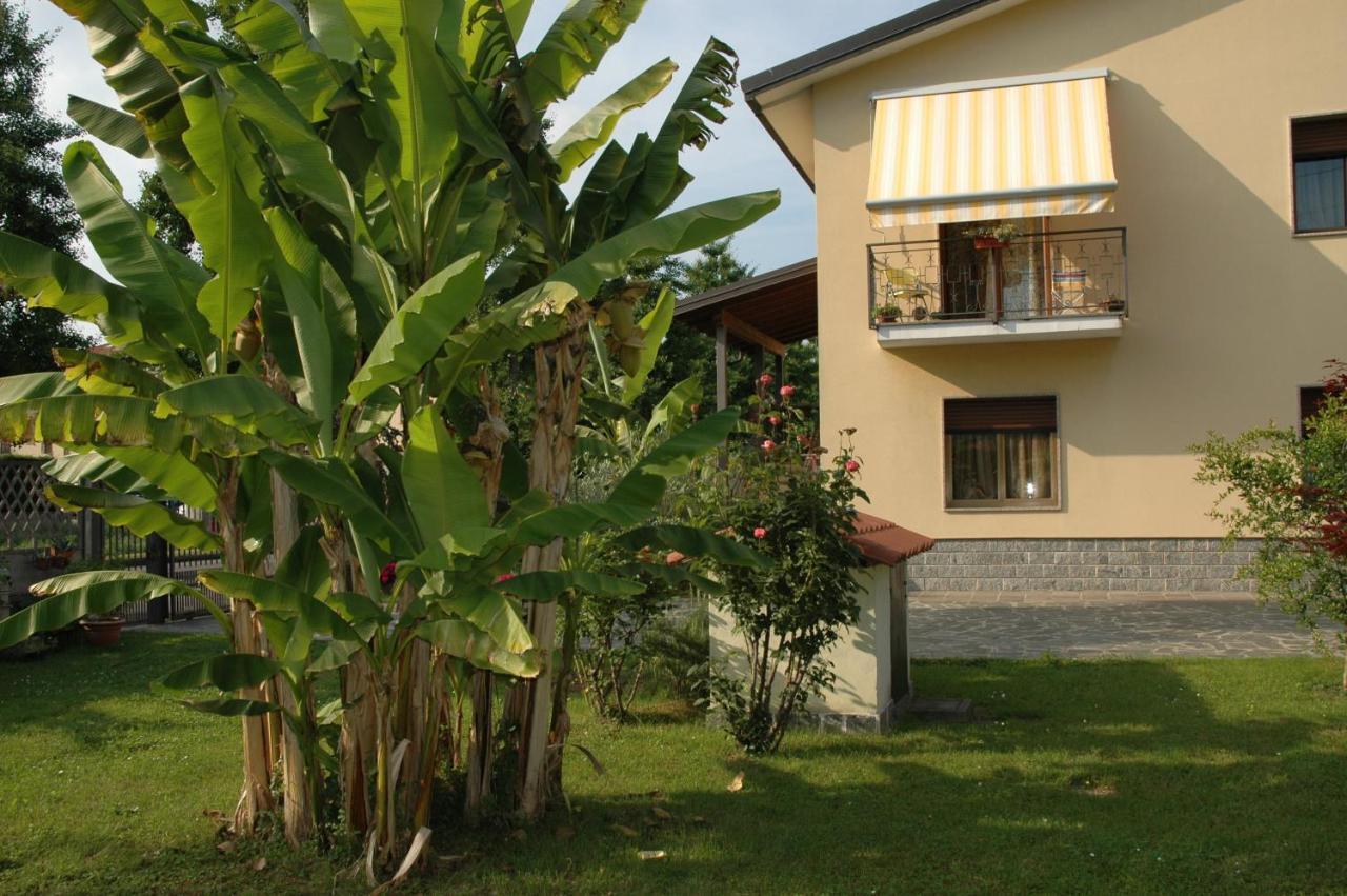 B&B Villa Carolina Vaprio dʼAdda Dış mekan fotoğraf